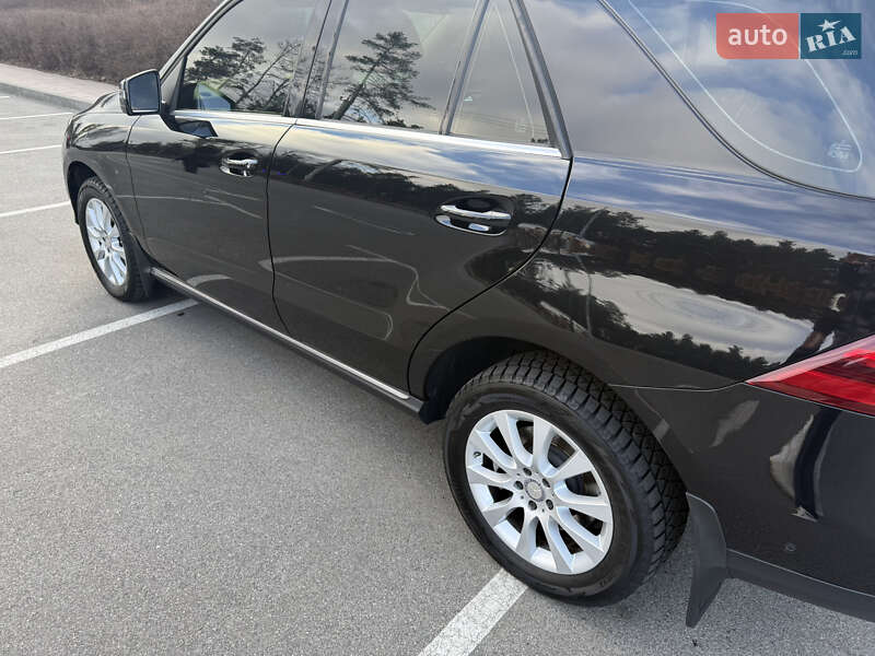 Позашляховик / Кросовер Mercedes-Benz GLE-Class 2015 в Києві