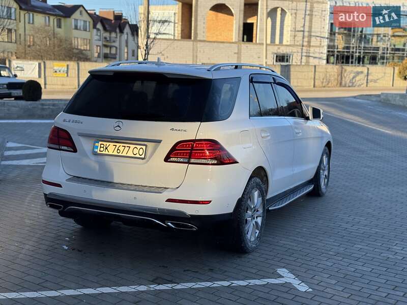 Внедорожник / Кроссовер Mercedes-Benz GLE-Class 2017 в Ровно
