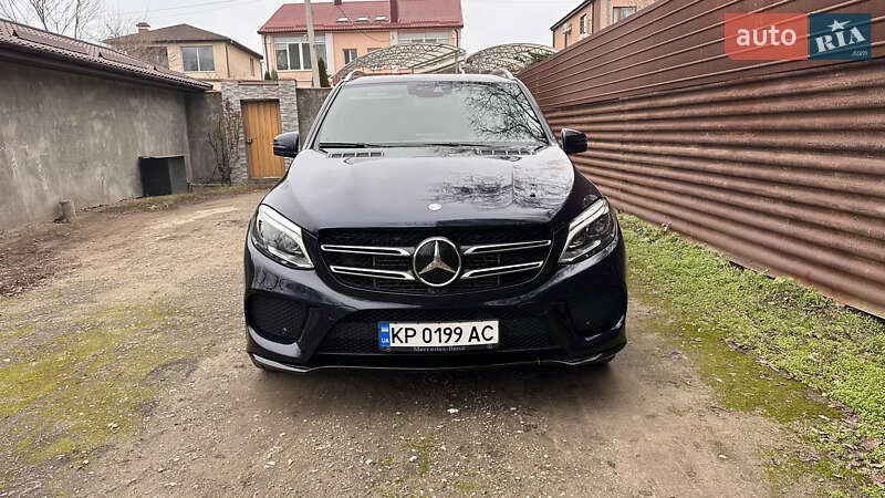 Внедорожник / Кроссовер Mercedes-Benz GLE-Class 2016 в Запорожье