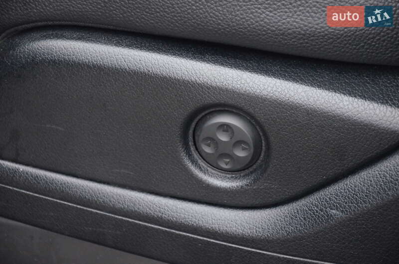 Внедорожник / Кроссовер Mercedes-Benz GLE-Class 2016 в Харькове