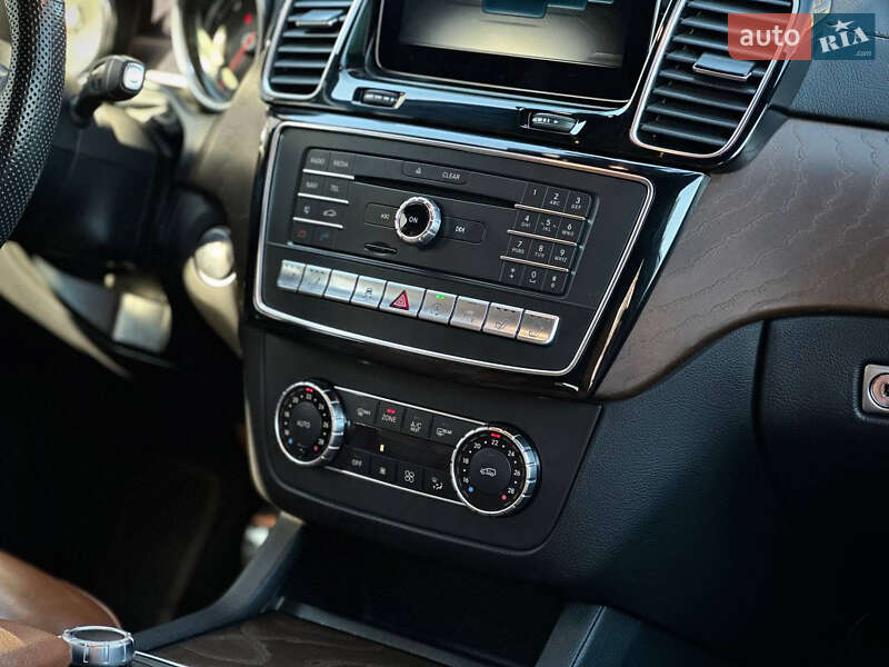 Внедорожник / Кроссовер Mercedes-Benz GLE-Class 2017 в Черновцах фото 10 Внедорожник / Кроссовер Mercedes-Benz GLE-Class 2017 в Черновцах