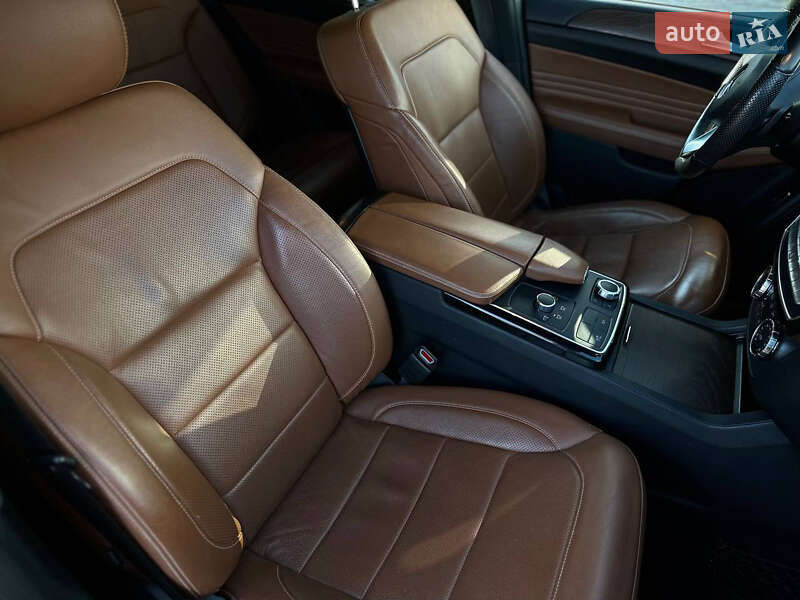 Внедорожник / Кроссовер Mercedes-Benz GLE-Class 2017 в Черновцах фото 13 Внедорожник / Кроссовер Mercedes-Benz GLE-Class 2017 в Черновцах