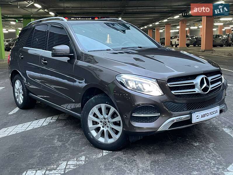 Mercedes-Benz GLE-Class 2017 Mercedes-Benz GLE-Class 2017