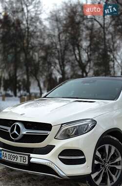 Позашляховик / Кросовер Mercedes-Benz GLE-Class 2015 в Києві