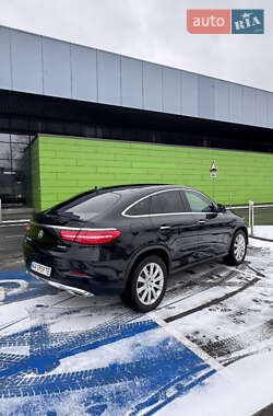 Внедорожник / Кроссовер Mercedes-Benz GLE-Class 2015 в Киеве