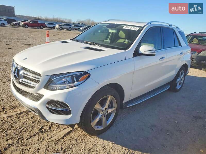 Mercedes-Benz GLE-Class 2016 Mercedes-Benz GLE-Class 2016