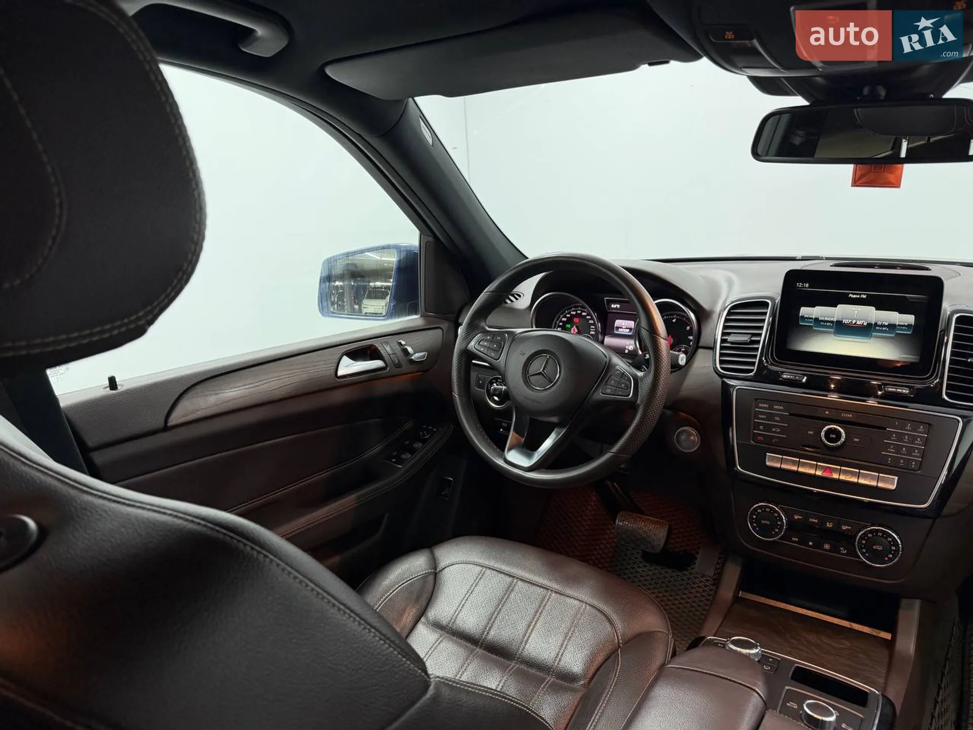 2017 Mercedes-Benz GLE - мініатюра 13