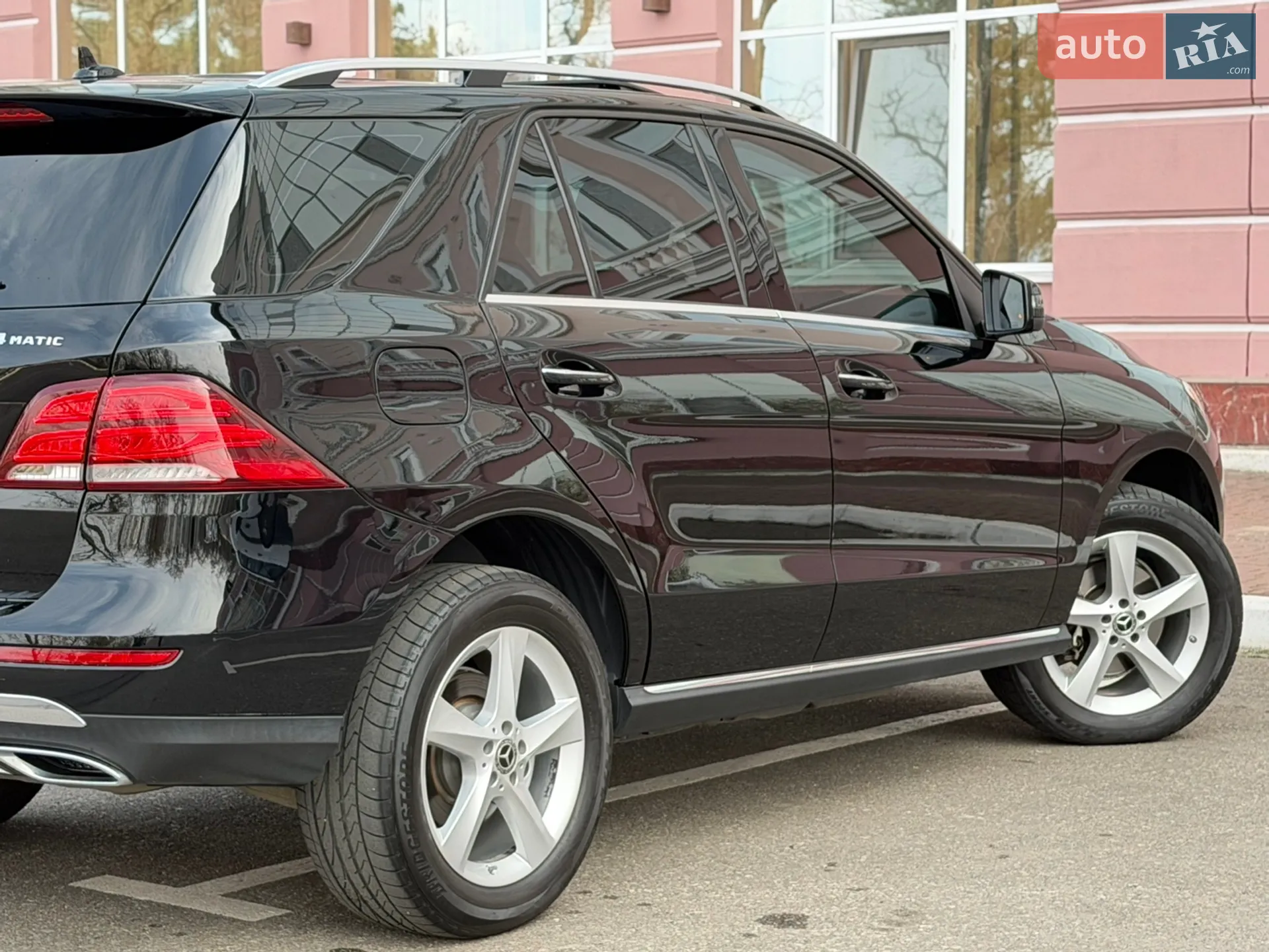 2018 Mercedes-Benz GLE - мініатюра 21