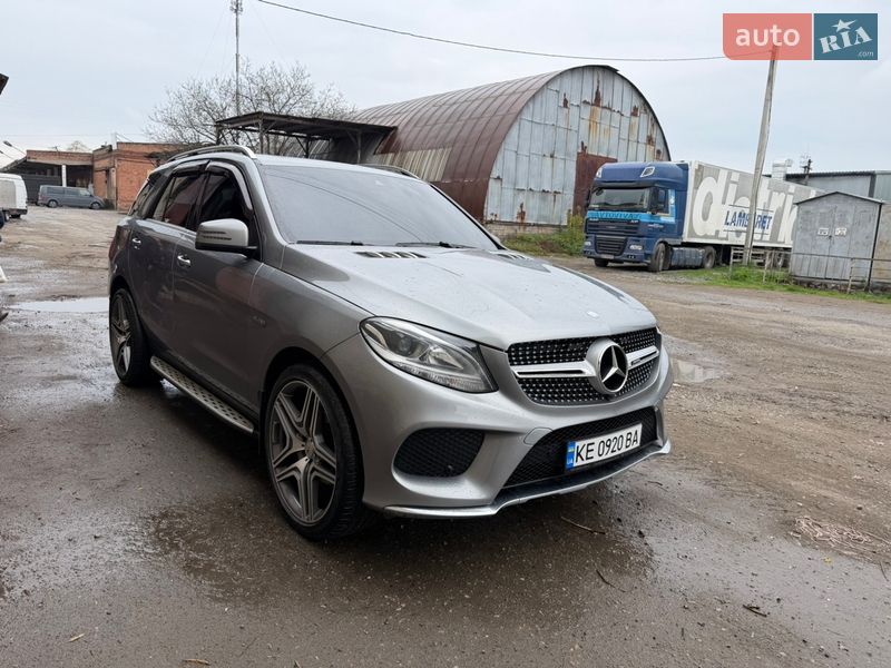 Mercedes-Benz GLE-Class 2015