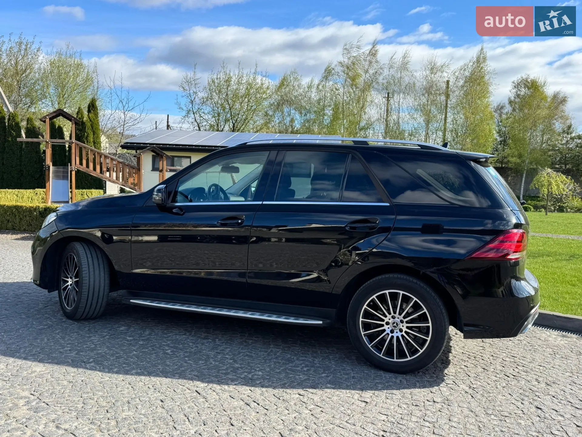 2017 Mercedes-Benz GLE - мініатюра 12