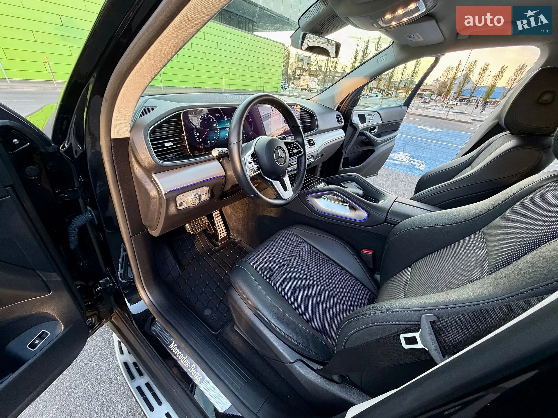 2020 Mercedes-Benz GLE - мініатюра 31