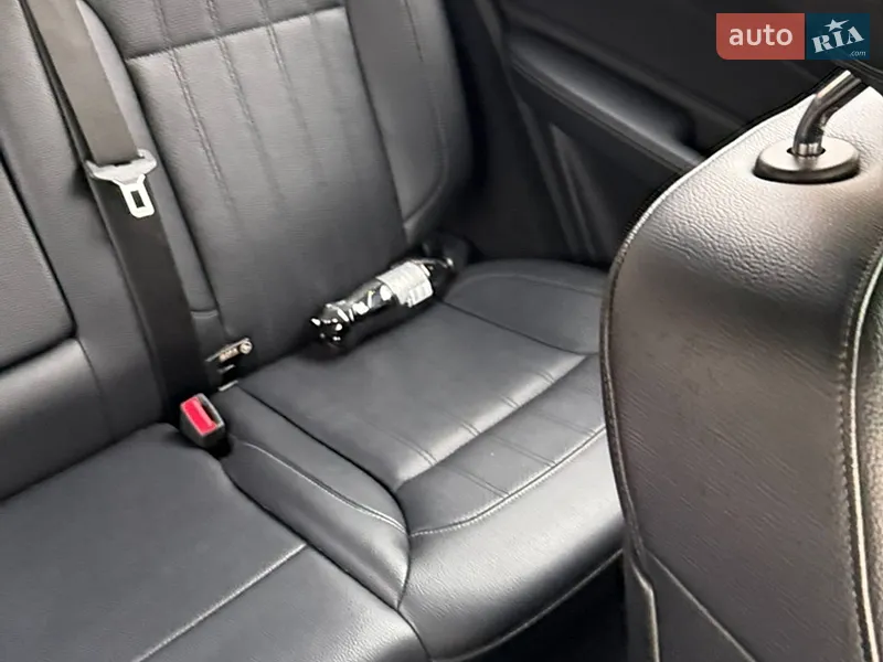 Mercedes-Benz GLE-Class 2016 VIN 4JGDA5HB4GA735324 фото оголошення 30 з 78