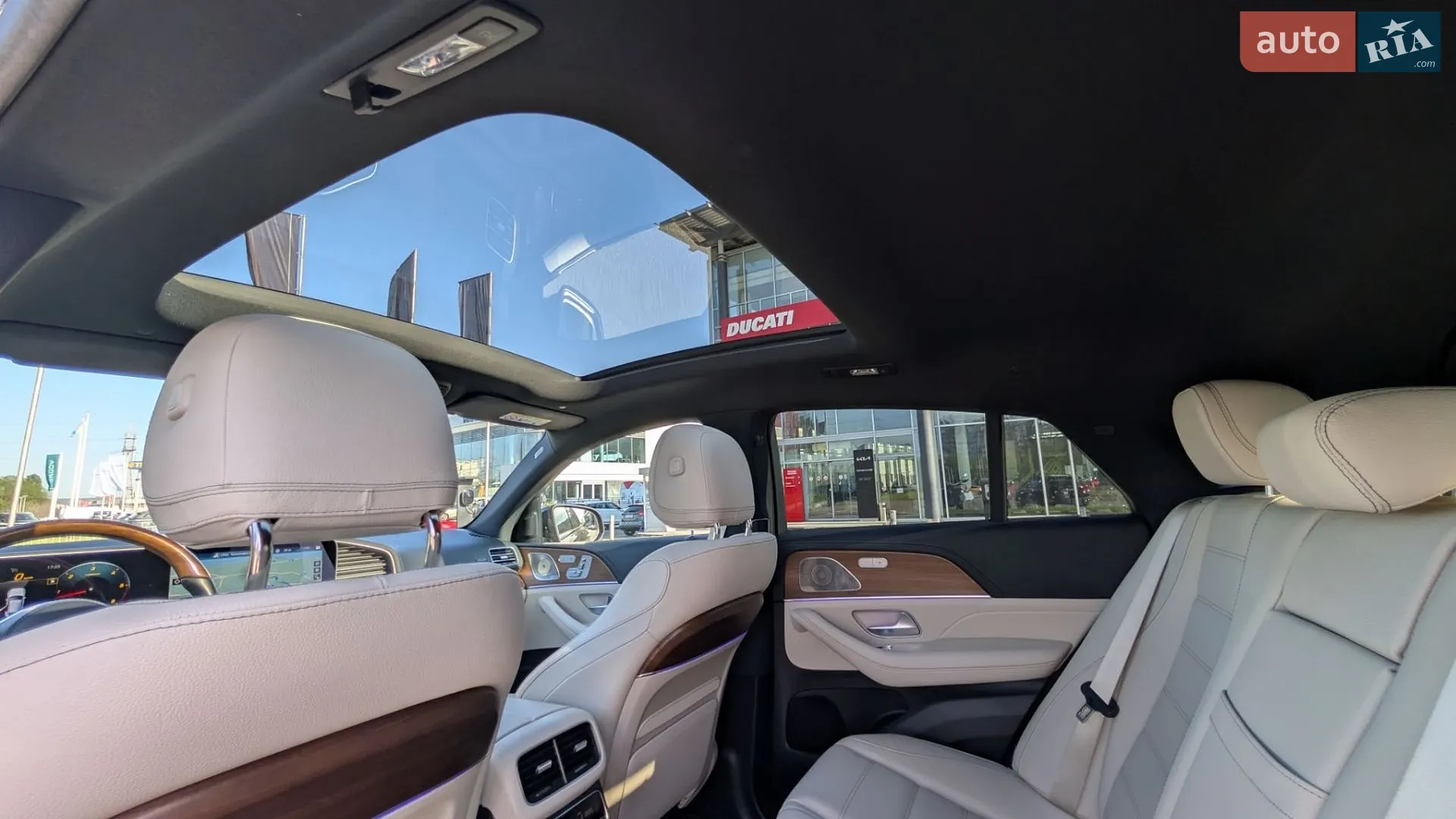 2022 Mercedes-Benz GLE - мініатюра 9