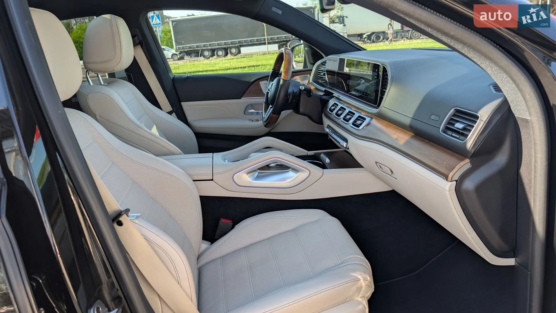 2022 Mercedes-Benz GLE - мініатюра 19