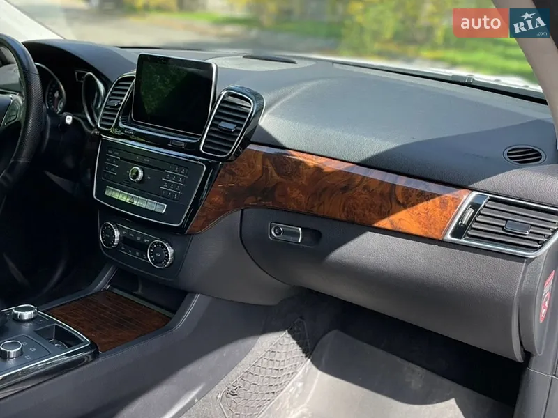 Mercedes-Benz GLE-Class 2015 VIN WDC1660041A628492 фото оголошення 32 з 67