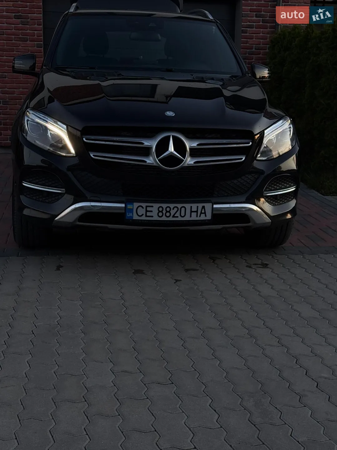 2017 Mercedes-Benz GLE - мініатюра 28