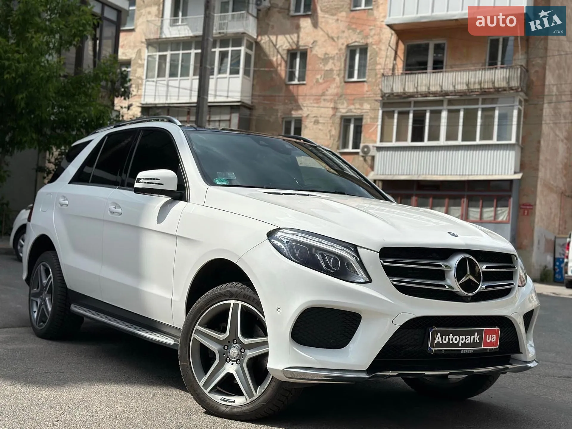 2016 Mercedes-Benz GLE - мініатюра 3