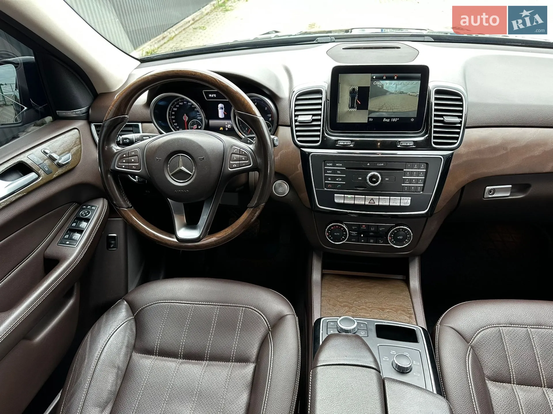 2016 Mercedes-Benz GLE - мініатюра 20