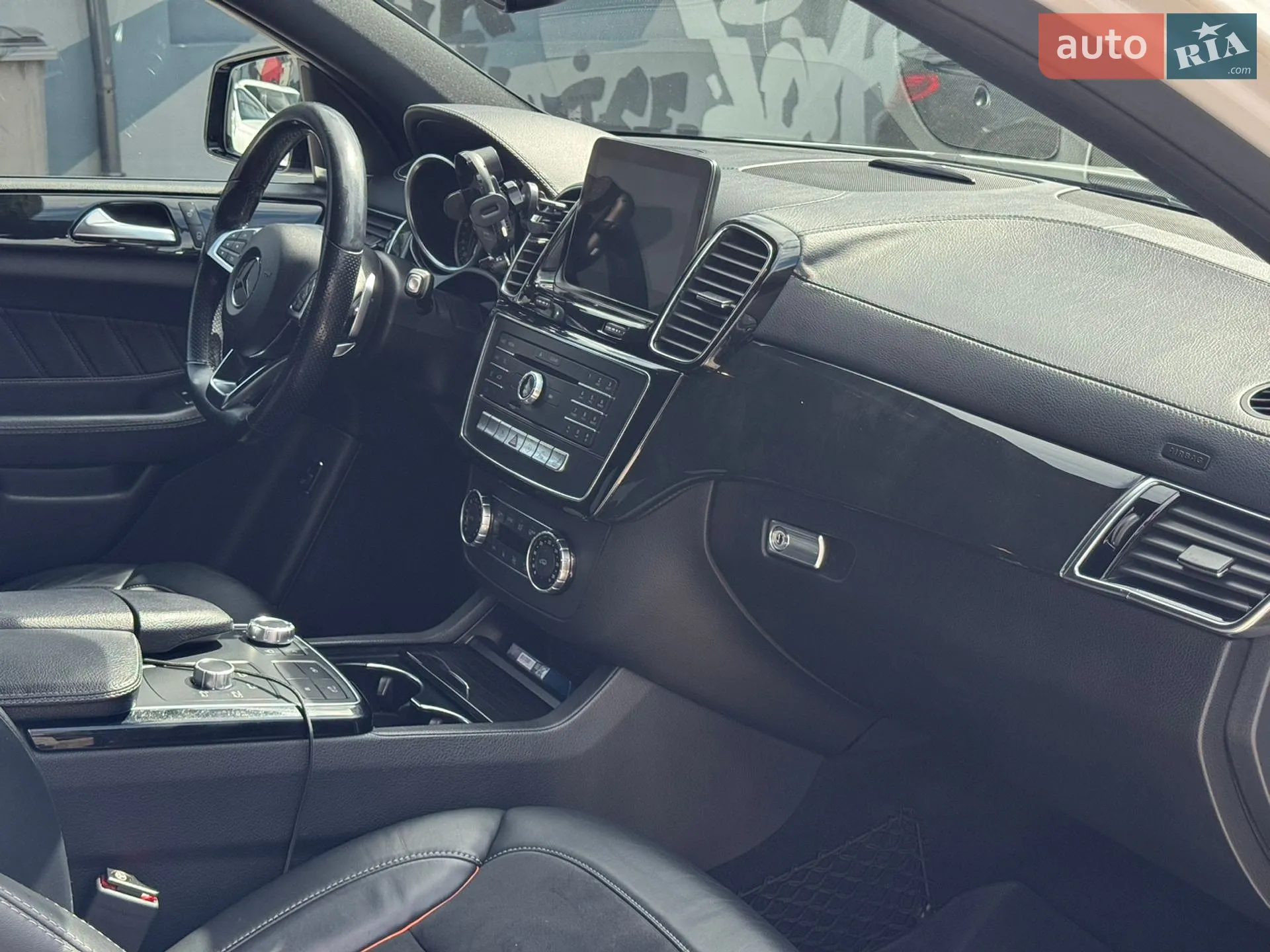 2018 Mercedes-Benz GLE - мініатюра 32