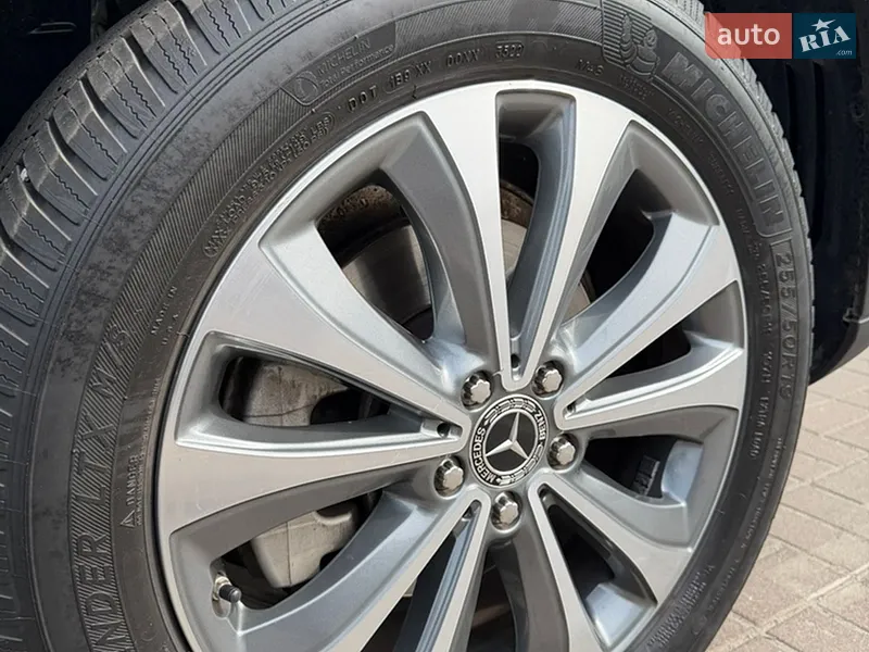Mercedes-Benz GLE Class 2019 VIN 4JGFB4KB0LA049560 фото оголошення 25 з 67