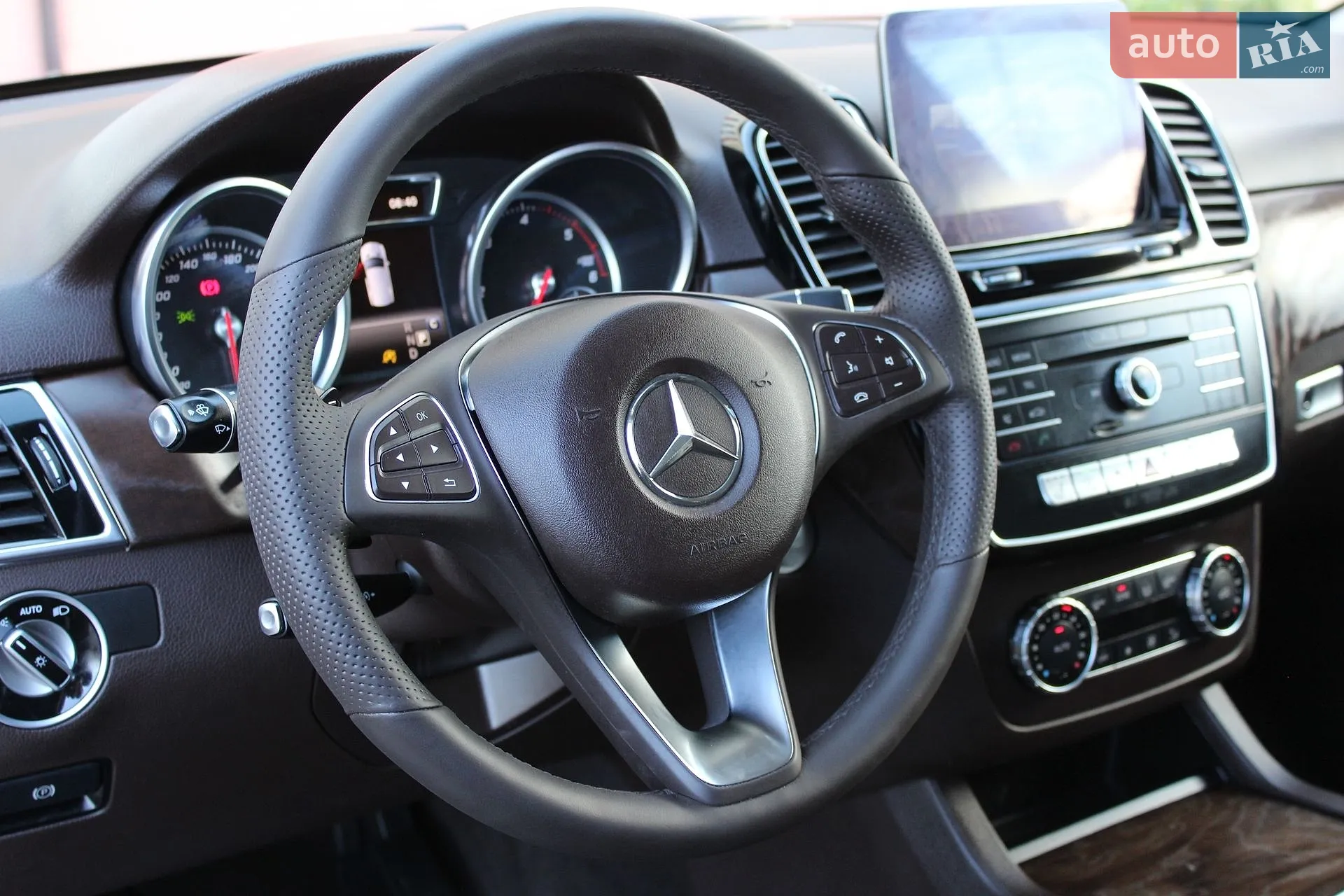 2017 Mercedes-Benz GLE - мініатюра 13