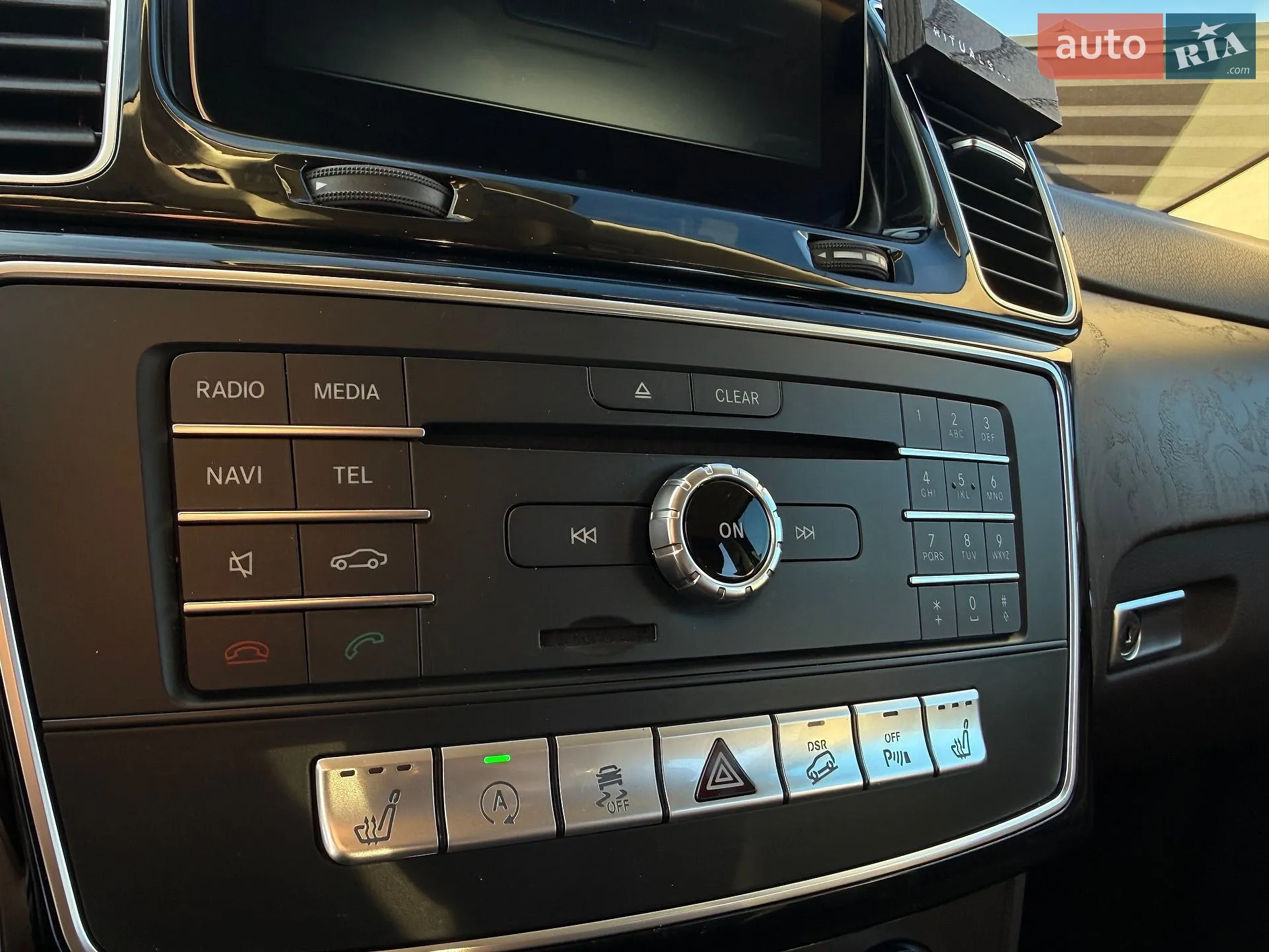 2017 Mercedes-Benz GLE - мініатюра 78