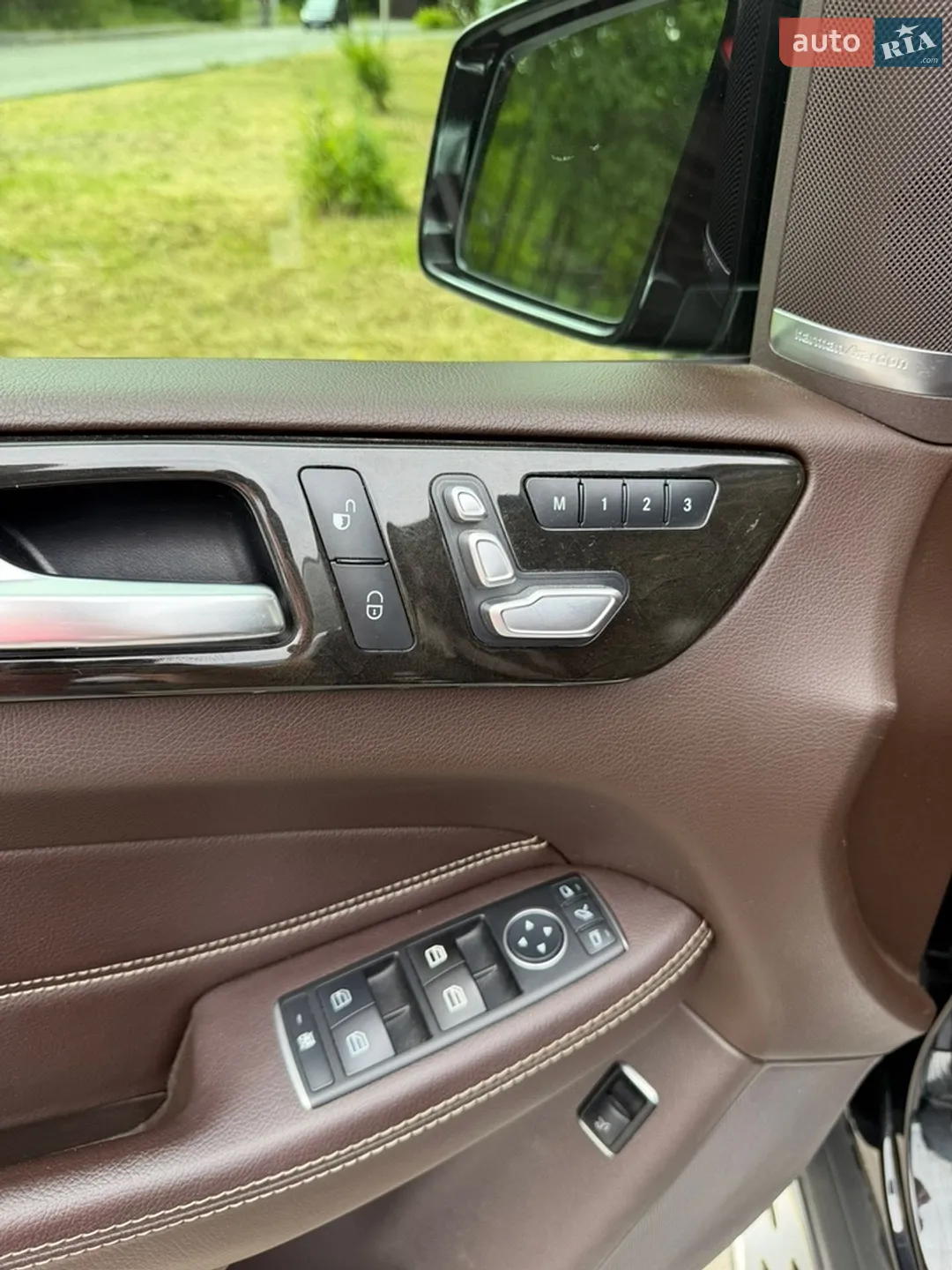 2016 Mercedes-Benz GLE - мініатюра 24