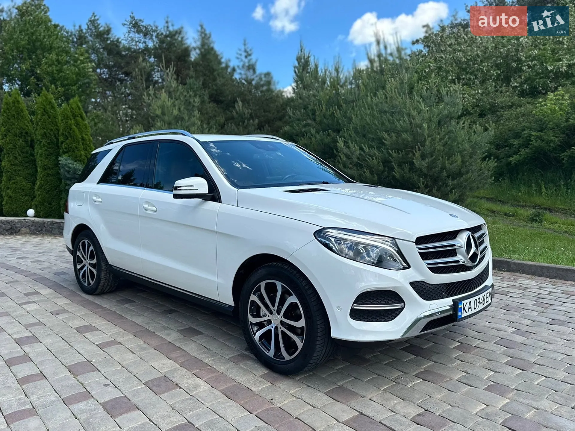 2017 Mercedes-Benz GLE - мініатюра 15