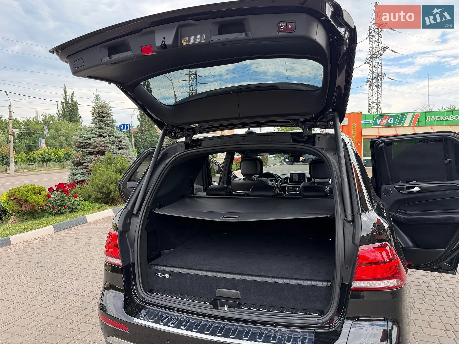 2016 Mercedes-Benz GLE - мініатюра 35