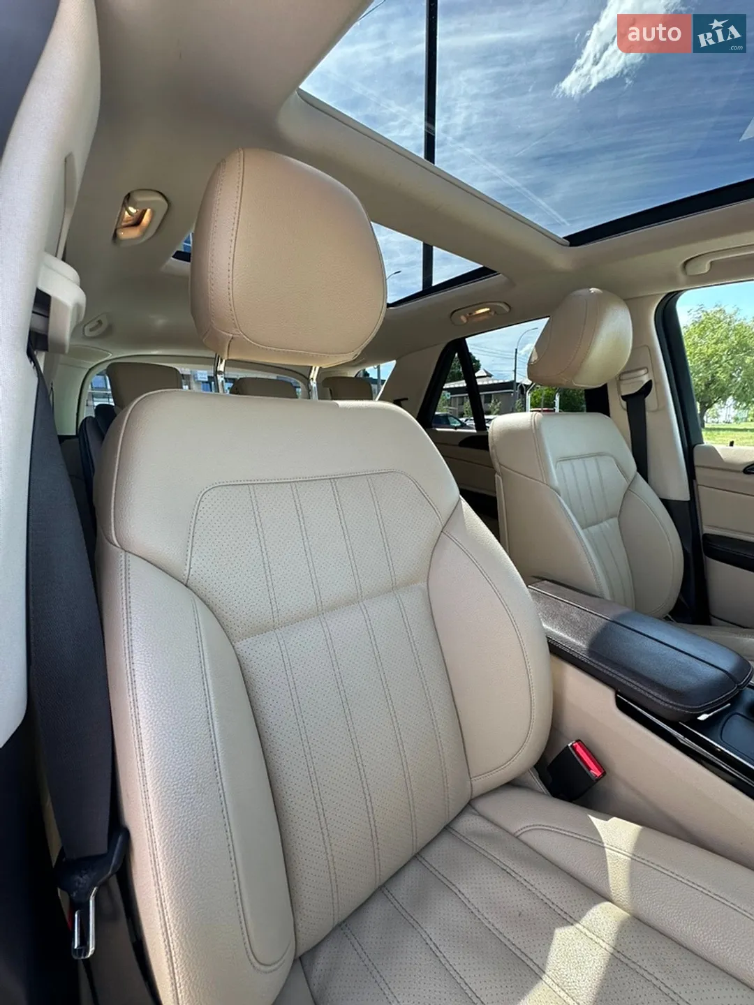 2016 Mercedes-Benz GLE - мініатюра 24