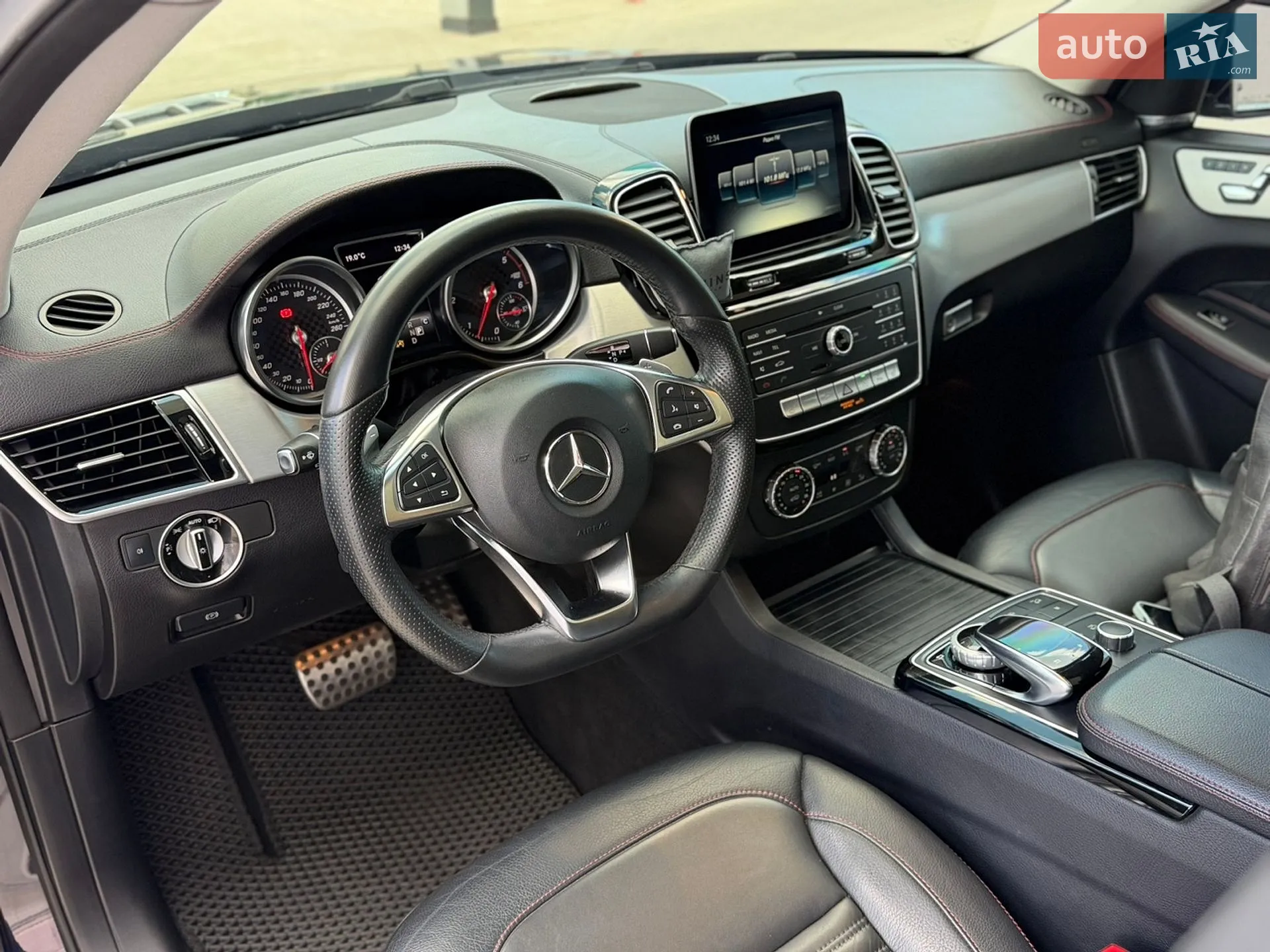 2017 Mercedes-Benz GLE - мініатюра 2