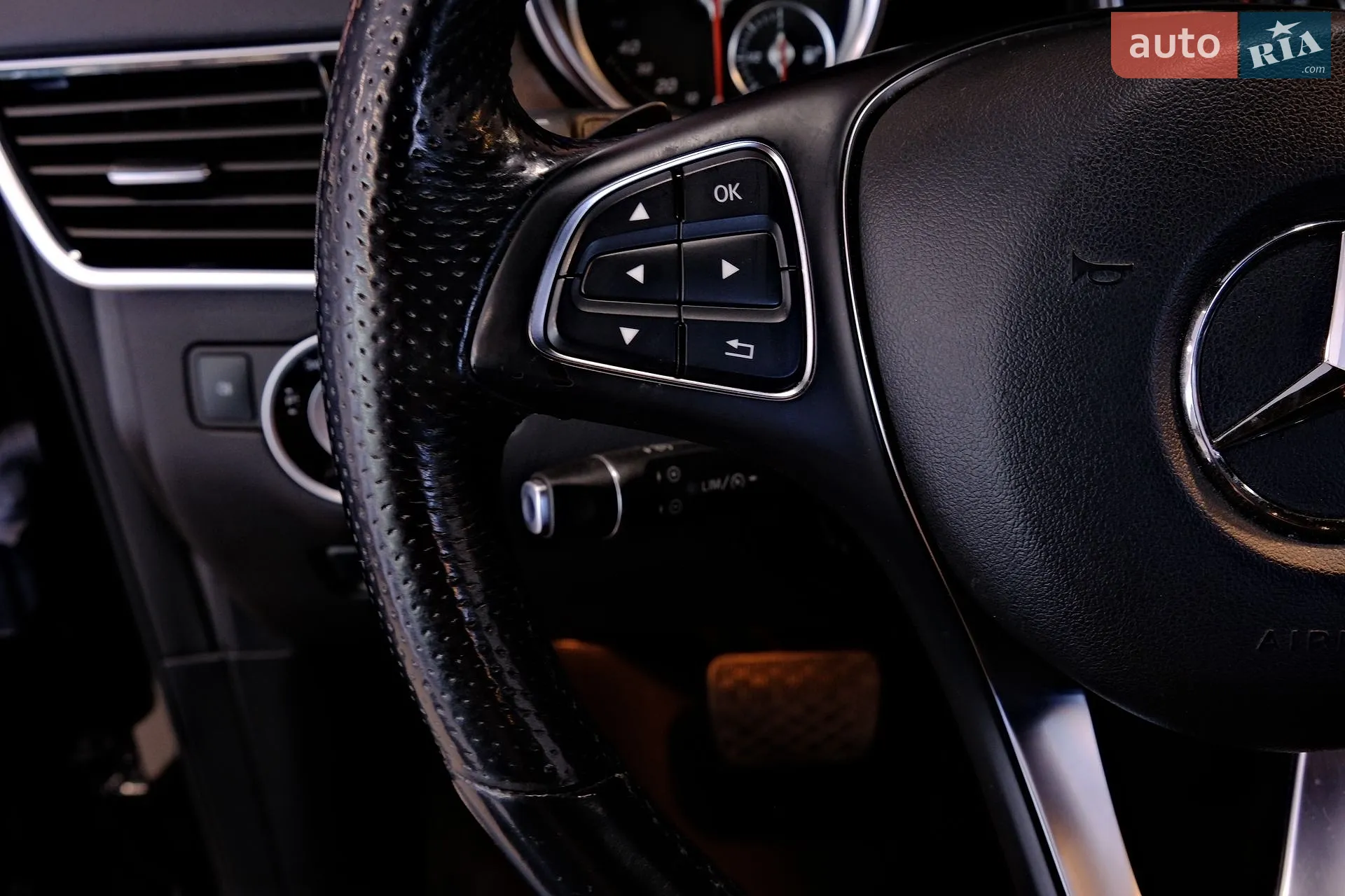 2016 Mercedes-Benz GLE - мініатюра 20