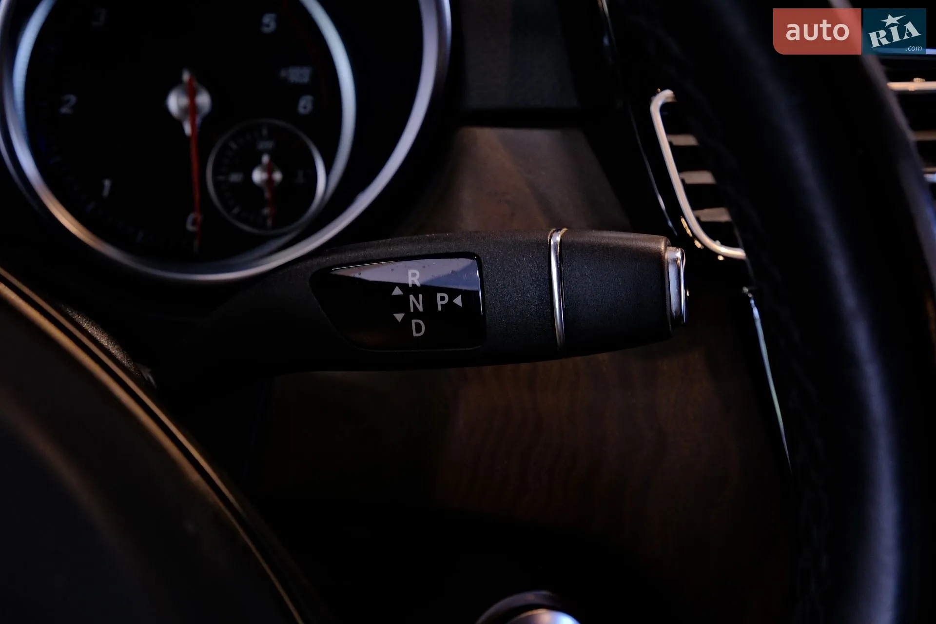 2016 Mercedes-Benz GLE - мініатюра 21