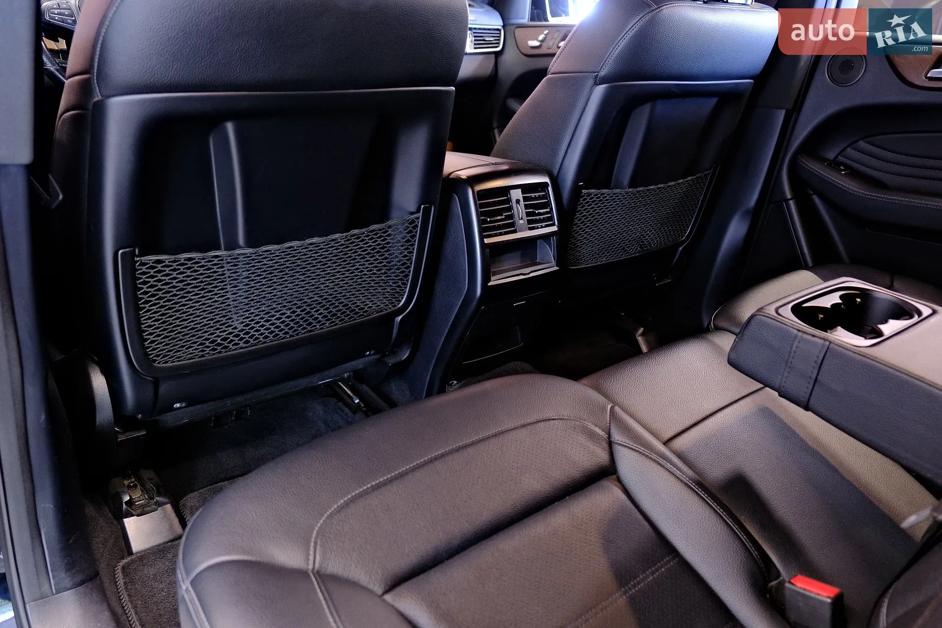 2016 Mercedes-Benz GLE - мініатюра 32