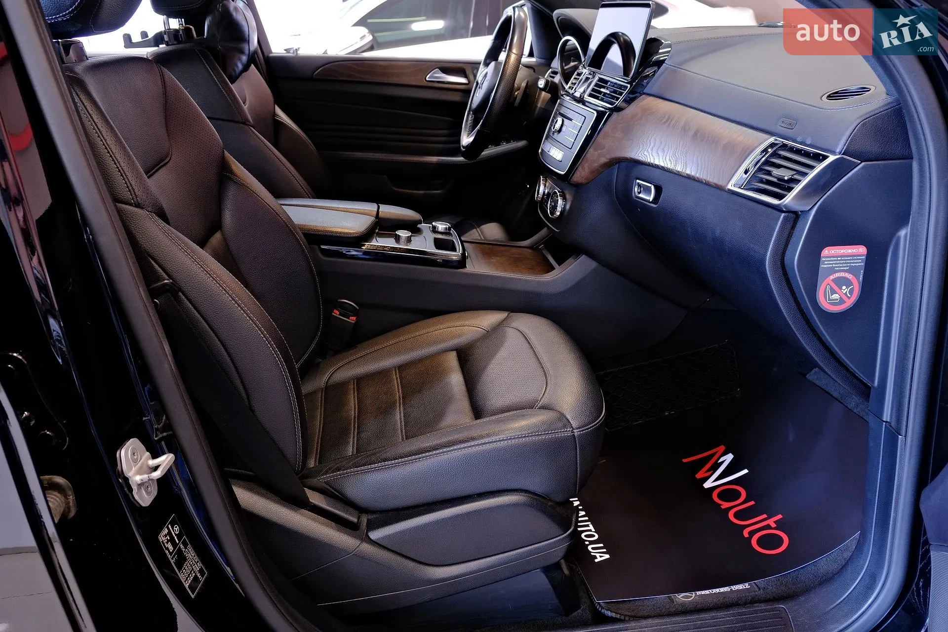 2016 Mercedes-Benz GLE - мініатюра 39