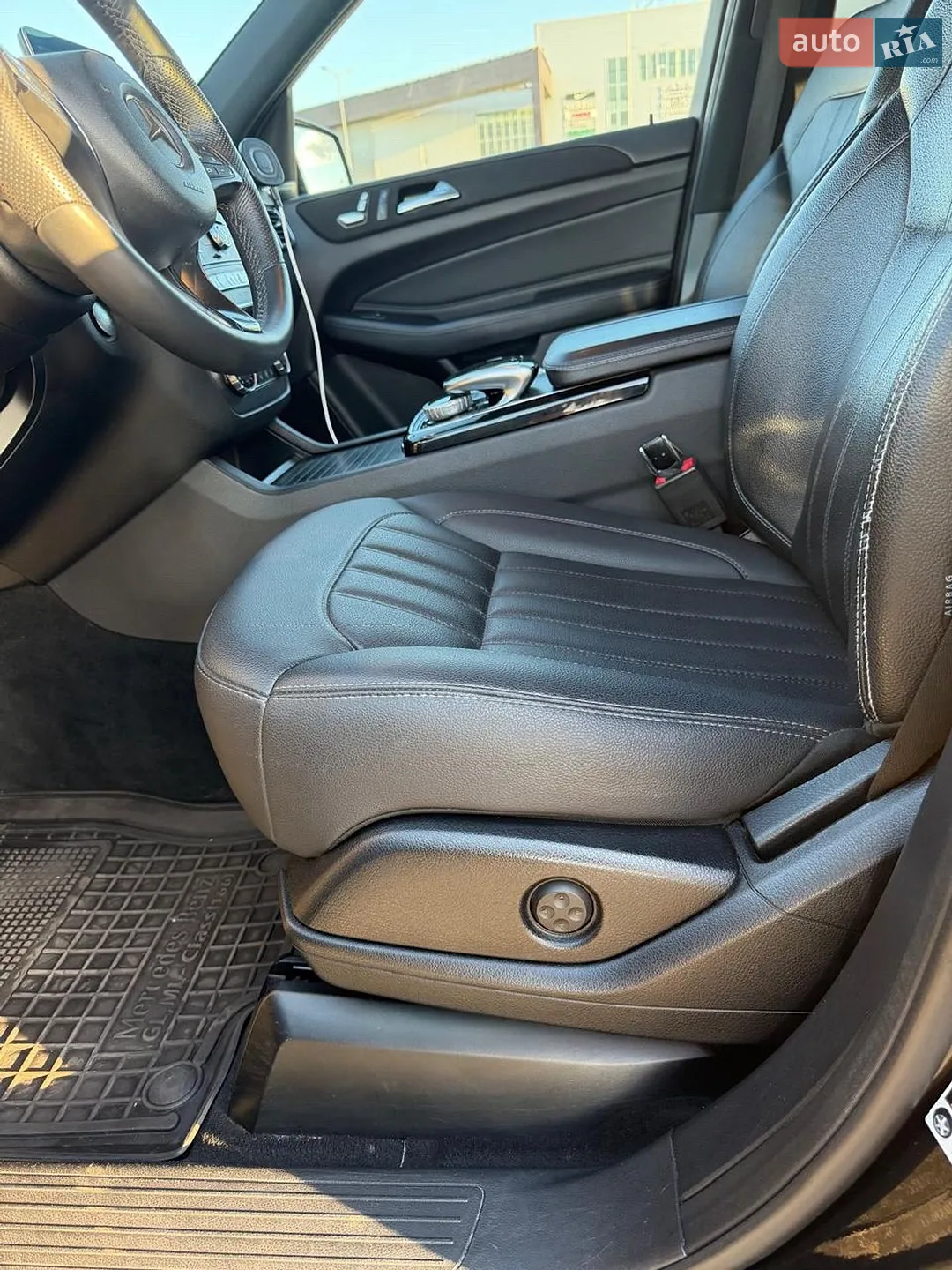2016 Mercedes-Benz GLE - мініатюра 27