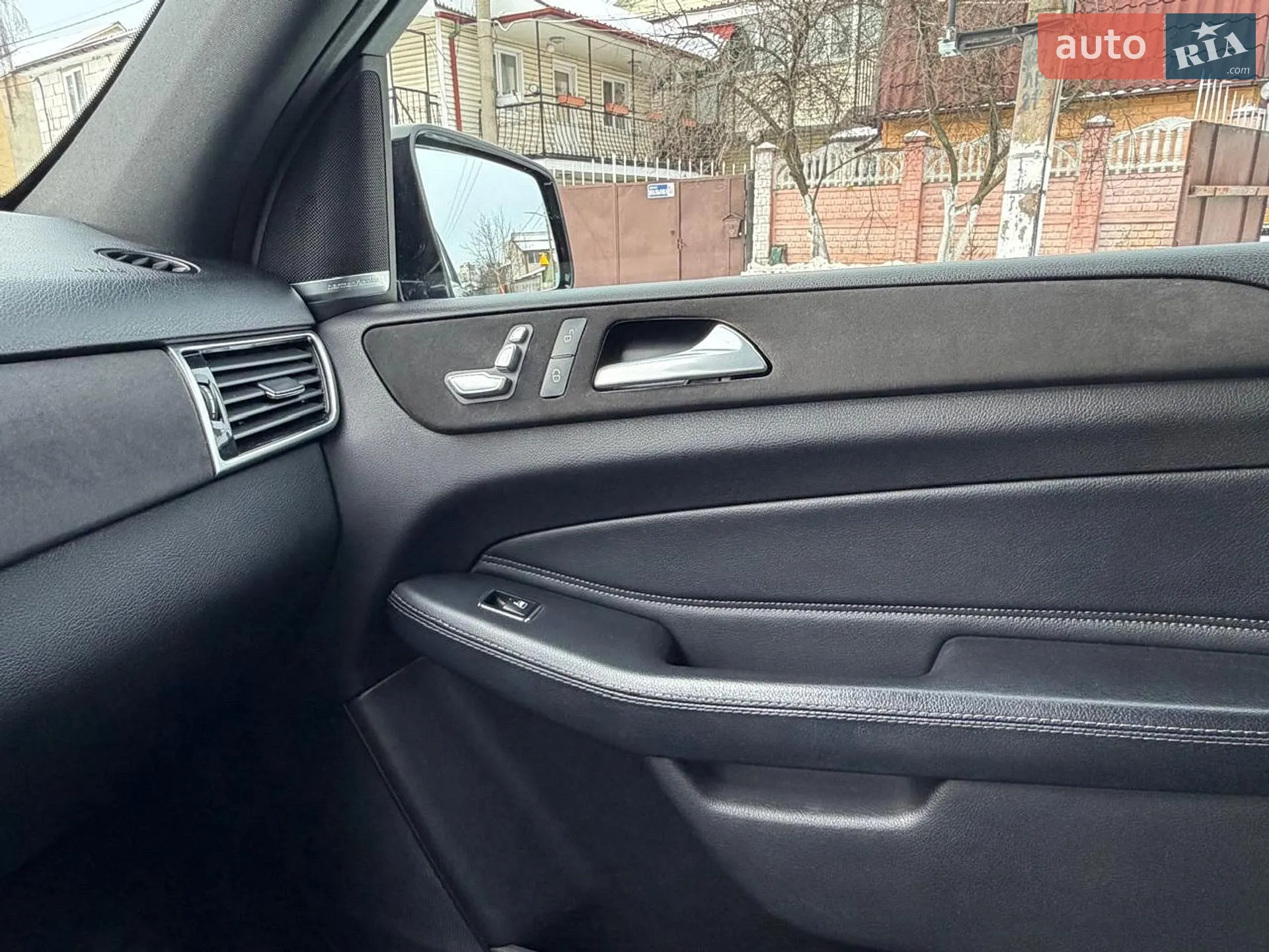 2016 Mercedes-Benz GLE - мініатюра 52