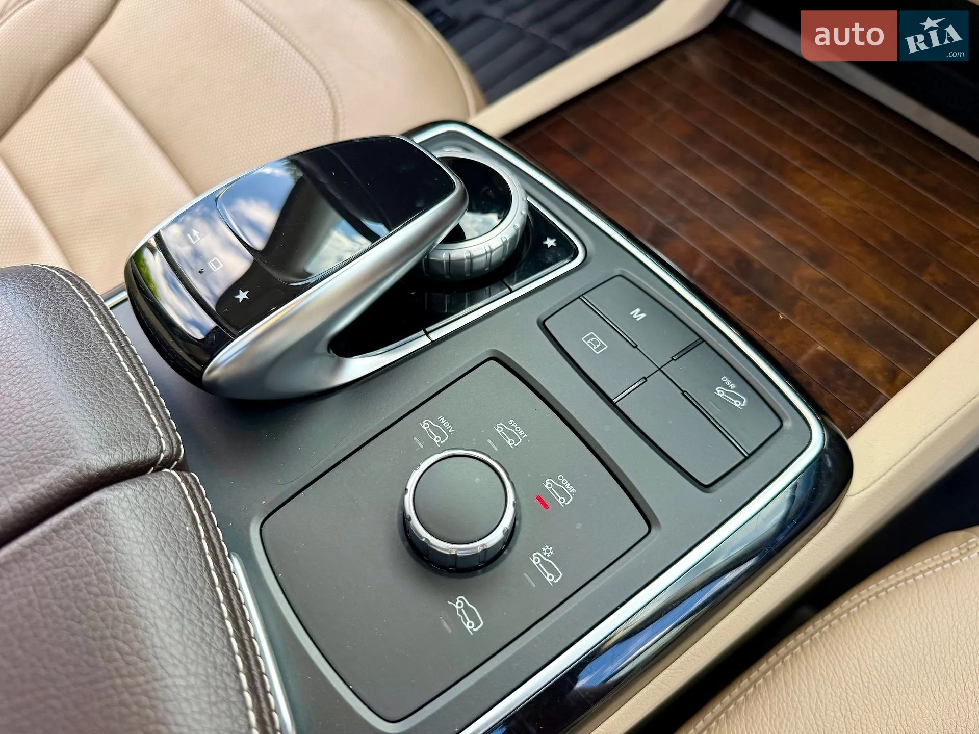 2016 Mercedes-Benz GLE - мініатюра 86