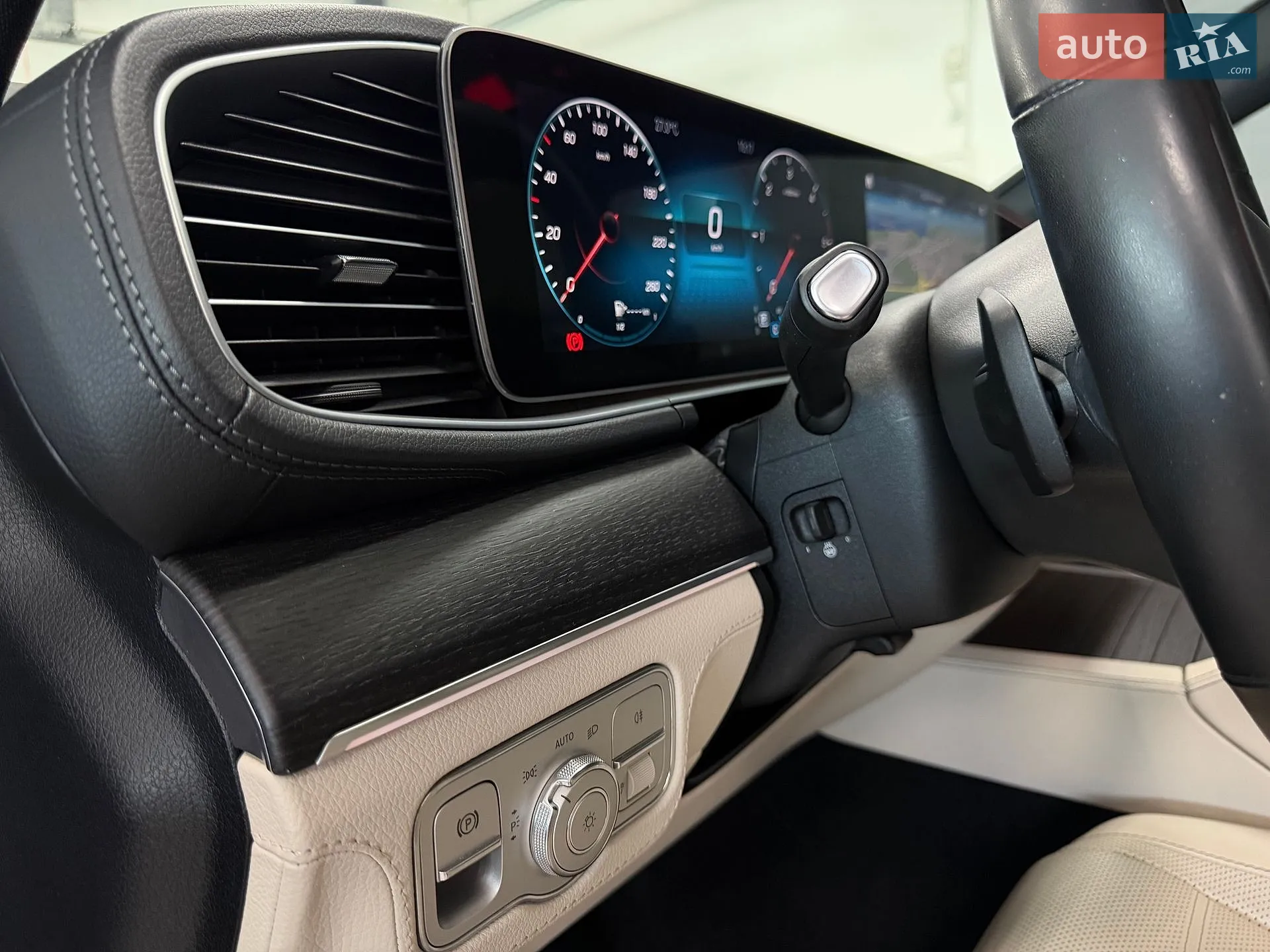 2020 Mercedes-Benz GLE - мініатюра 30