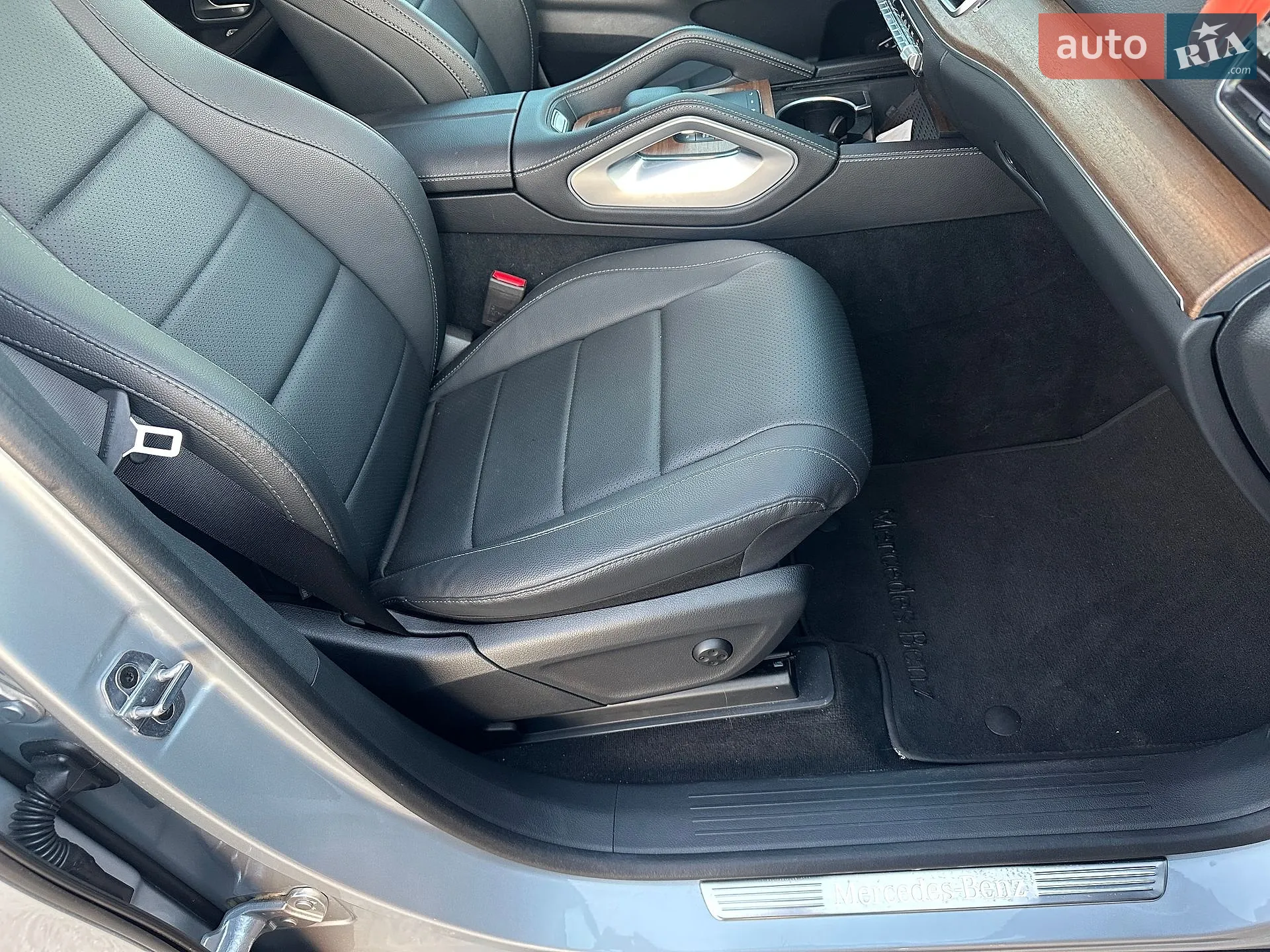 2024 Mercedes-Benz GLE - мініатюра 29