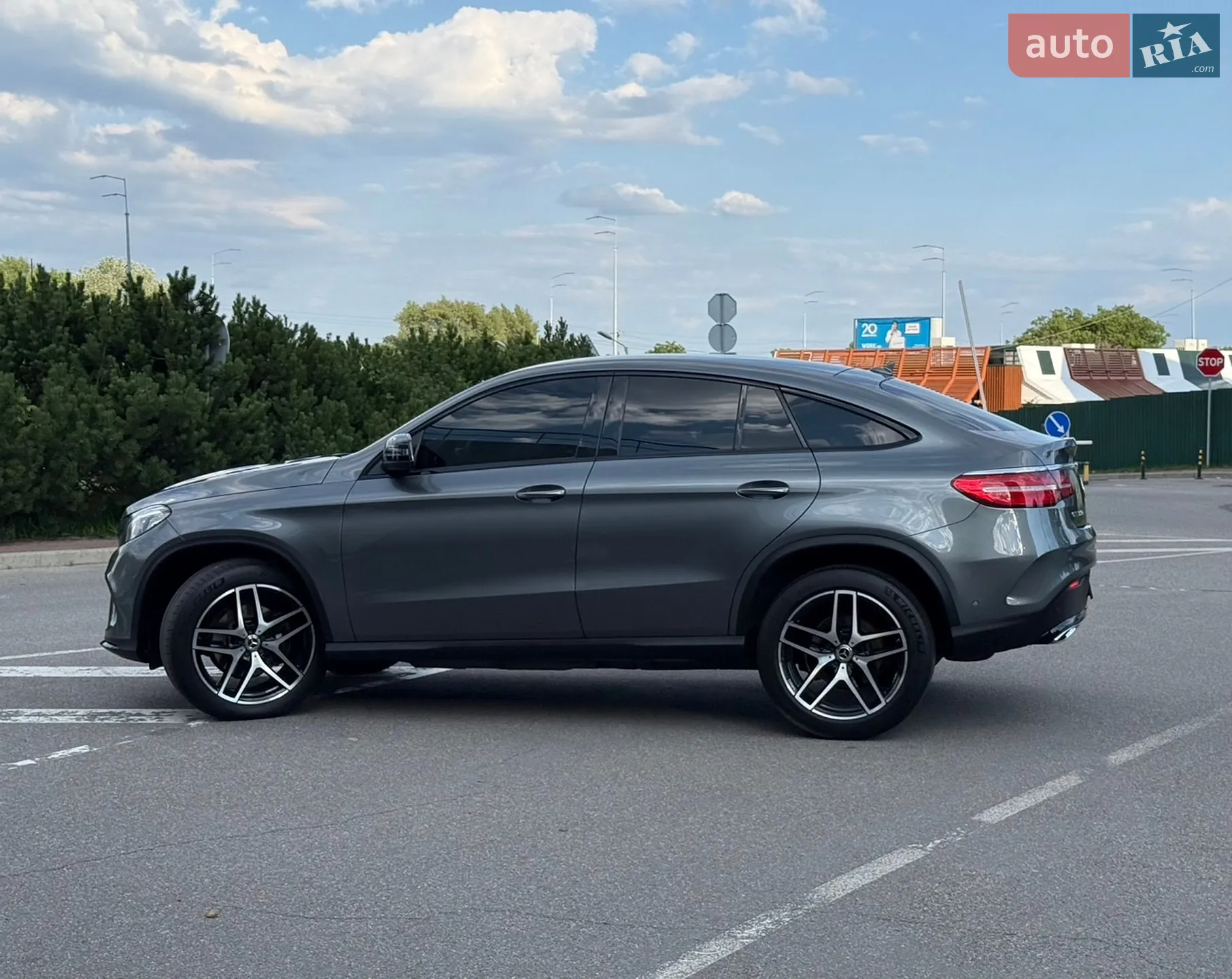 2017 Mercedes-Benz GLE - мініатюра 28