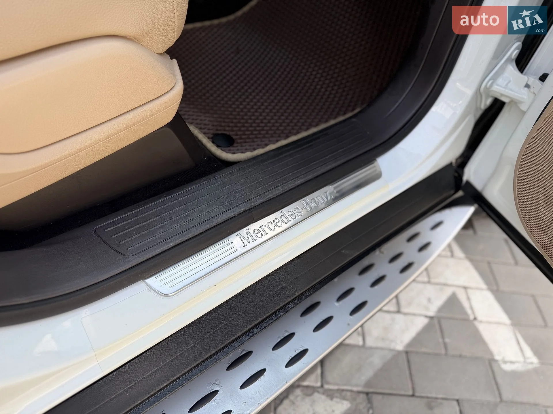 2017 Mercedes-Benz GLE - мініатюра 18