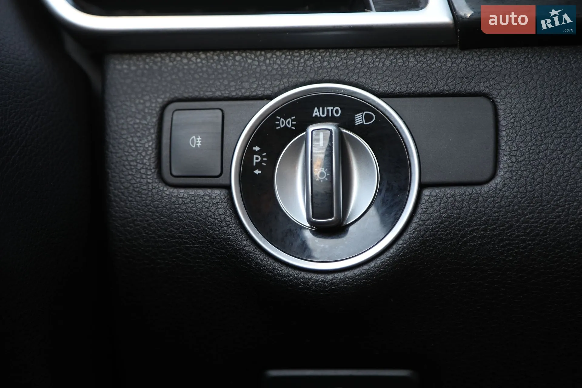 2015 Mercedes-Benz GLE - мініатюра 27