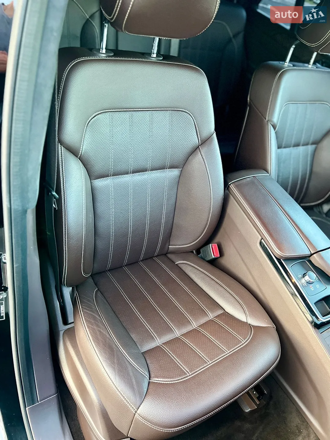 2016 Mercedes-Benz GLE - мініатюра 27
