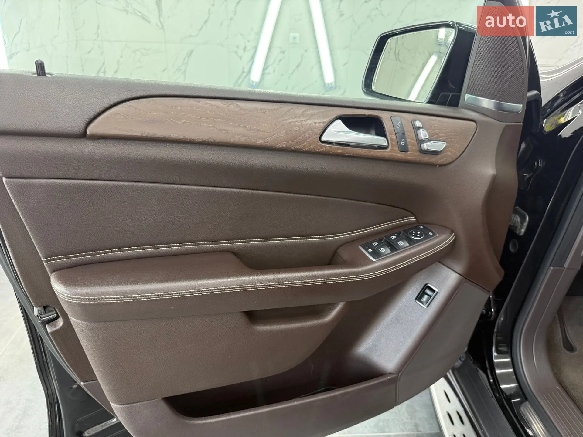 2015 Mercedes-Benz GLE - мініатюра 32