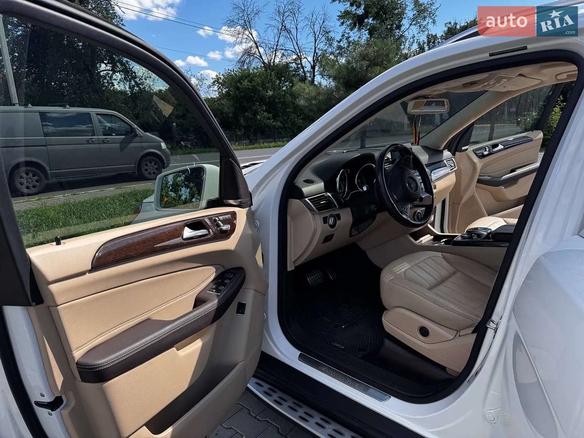 2018 Mercedes-Benz GLE - мініатюра 18