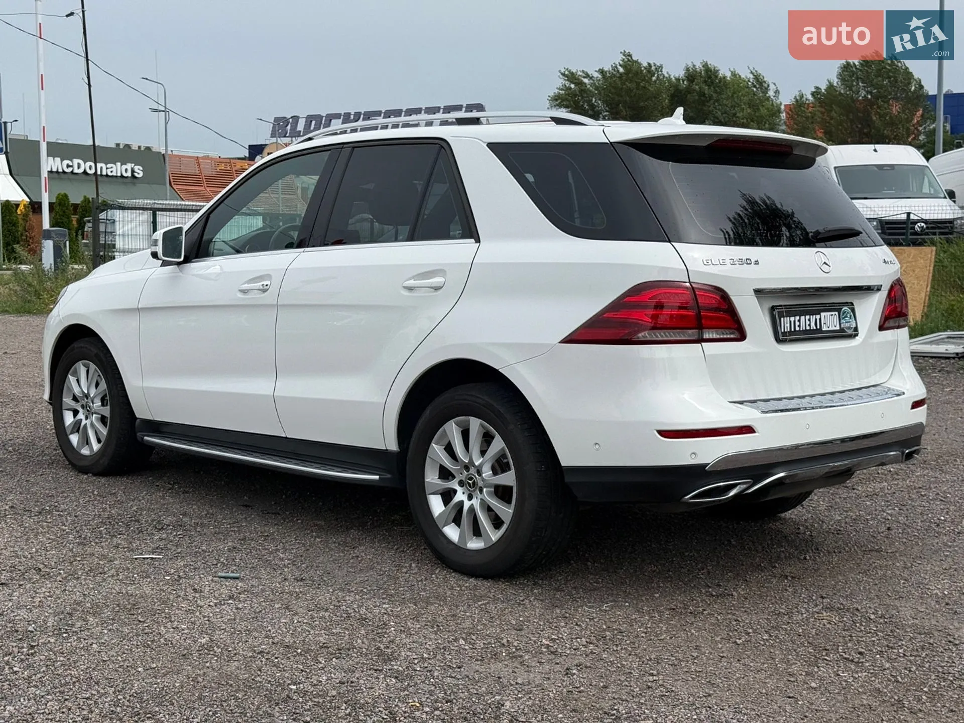 2018 Volkswagen Touareg - мініатюра 4
