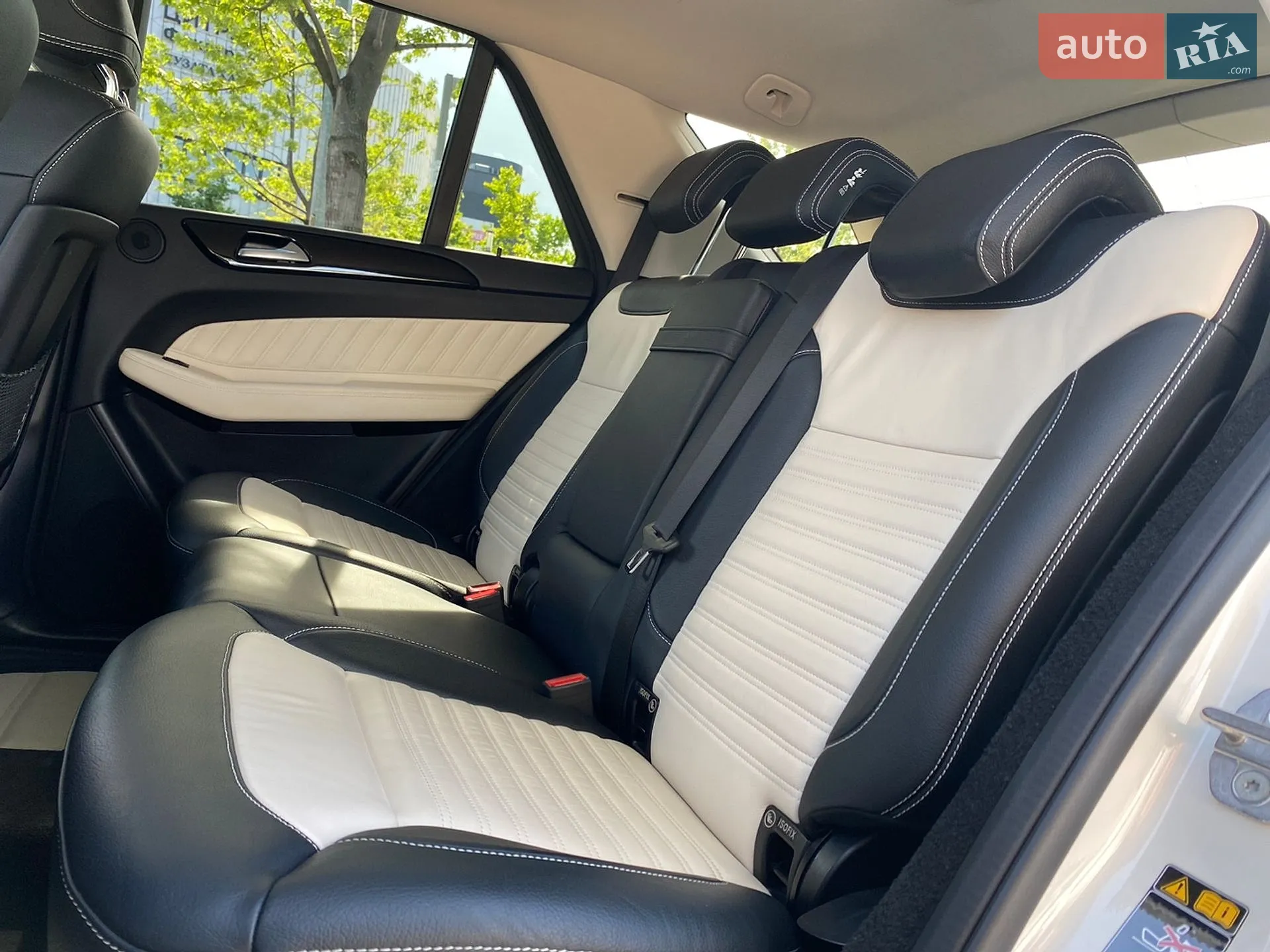 2018 Mercedes-Benz GLE - мініатюра 28