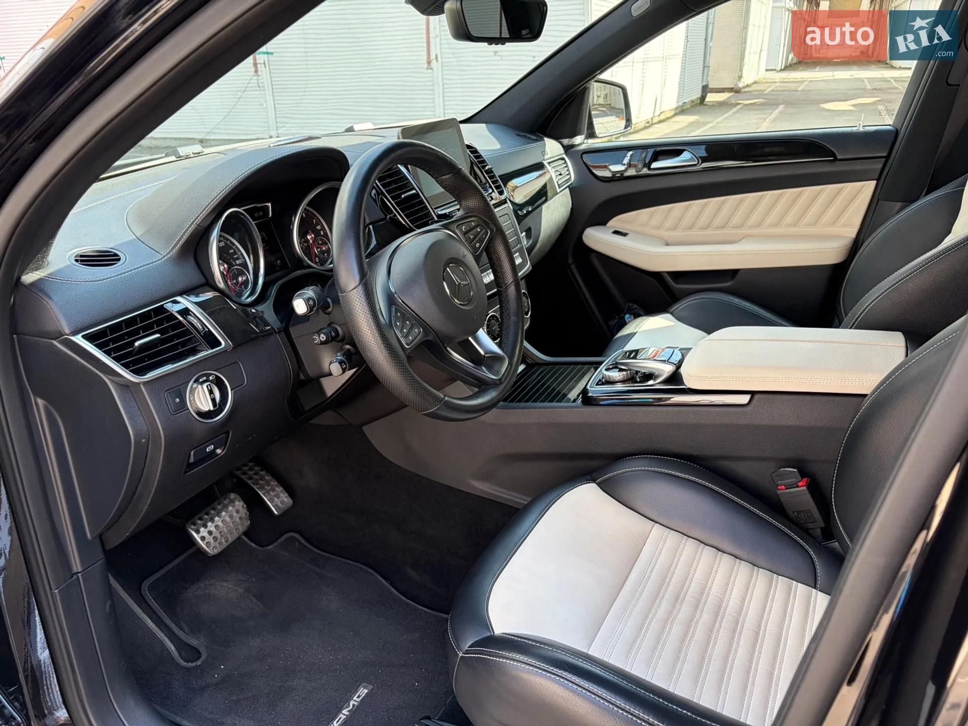 2016 Mercedes-Benz GLE - мініатюра 14
