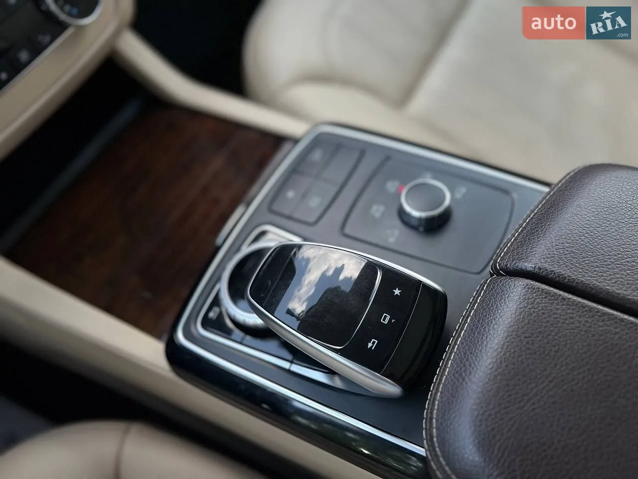 2016 Mercedes-Benz GLE - мініатюра 12